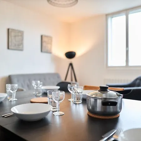 Le Trefle, Gare Centre-ville, Netflix, Spacieux *